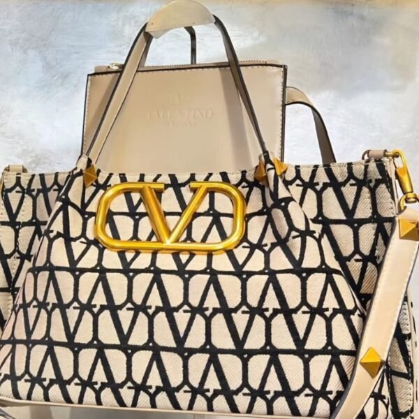 شنطة يد جلد نسائي